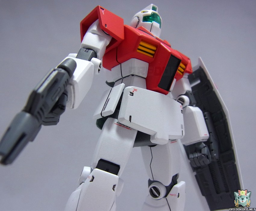 ガンプラHGUCジムを漂白で塗装（その2）