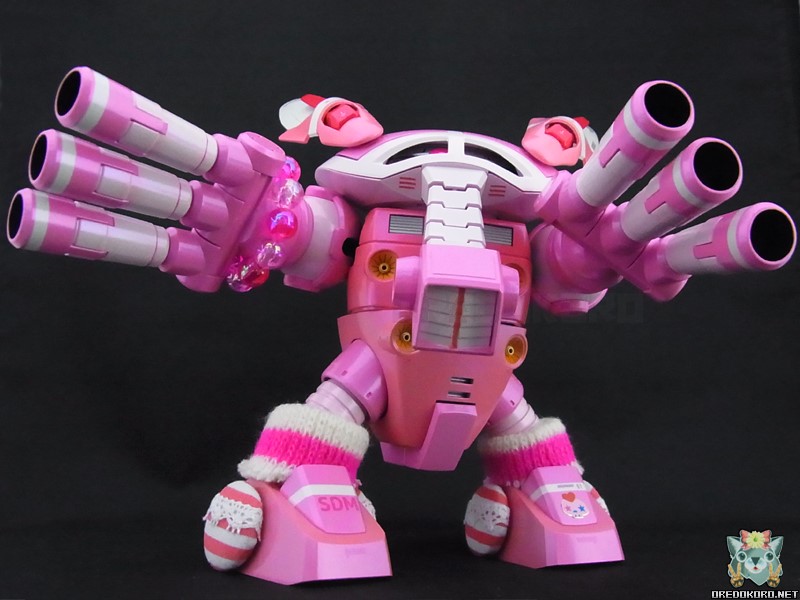 ガンプラHGUCジュアッグをピンクで塗装（その2）