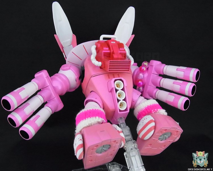 ガンプラHGUCジュアッグをピンクで塗装（その3）