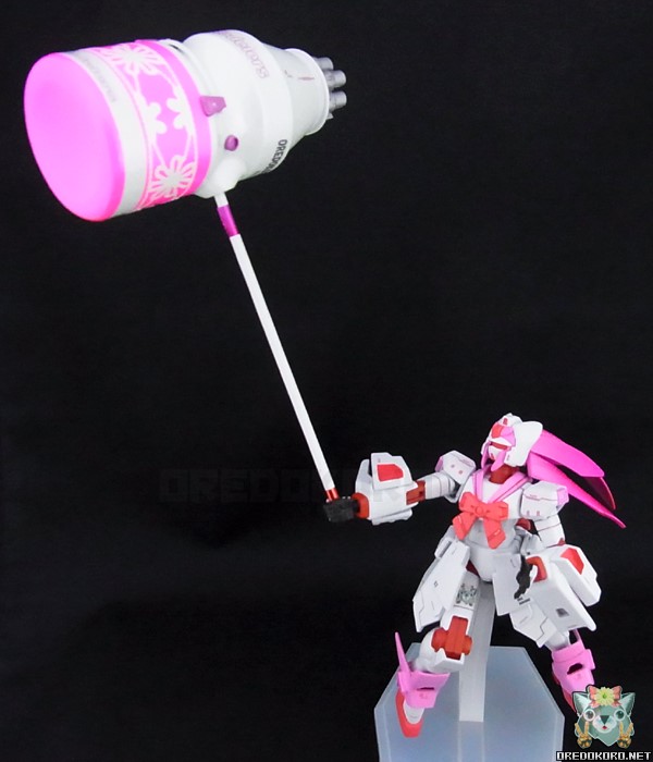 ガンプラHGFCノーベルガンダムをピンクで塗装（その3）