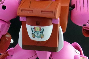 バイファム1/144ラウンドバーニアンをピンクで塗装（その4）