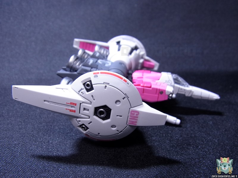 ガンプラRGGP01フルバーニアンをピンクで塗装（その5）