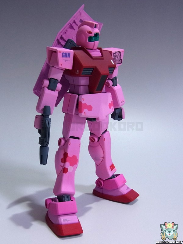ガンプラHGUCジムをピンクで塗装（その3）