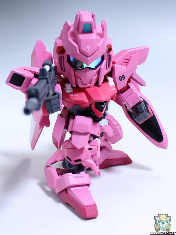 ガンプラBB戦士デルタプラスをピンクで塗装（その3）