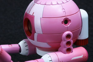 ガンプラHGUCボールをピンクで塗装（その2）