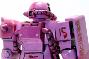 ガンプラコレクションザクをピンクで塗装（その3）