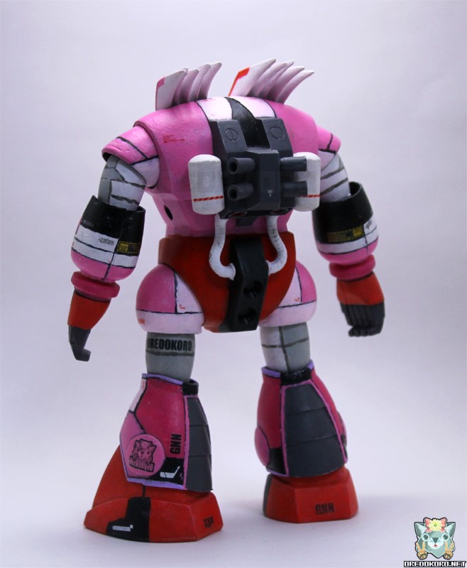 ガンプラ旧キット 1/144ゾゴックをピンクで塗装（その2）